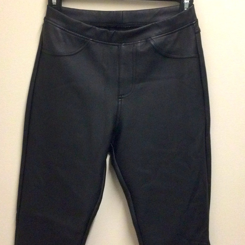 Faux leather leggings